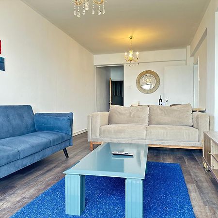 2Br Seafront Apt In City Center With Community Pool Larnaca Exterior photo
